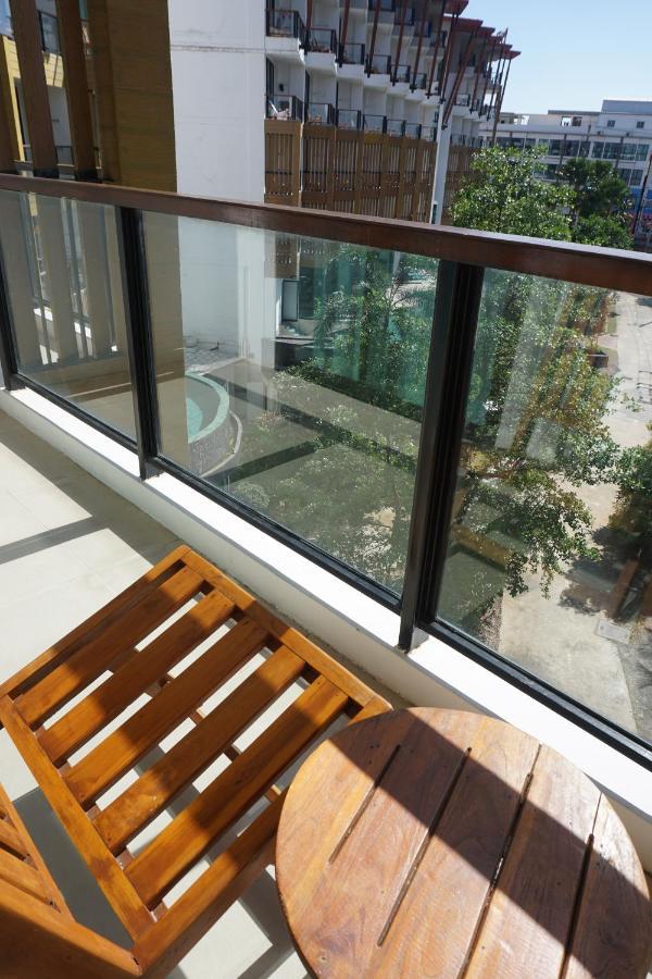 The Lunar Patong Phuket Exterior foto